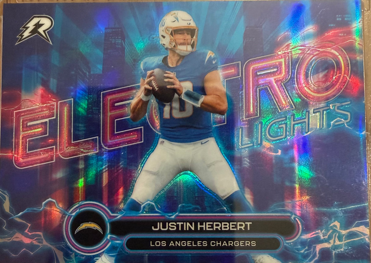 Justin Herbert 2025 Topps Resurgence Electro Lights card